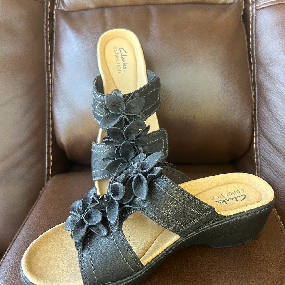 Clarks Merliah Raelyn Leather wedge sandal, BLACK , size 9